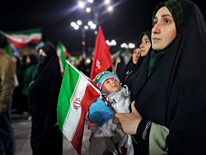 مردم در خیابان؛ تمدن هزارساله ایران شکست‌ناپذیر در برابر تهدید است + فیلم