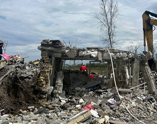 پایان عملیات آواربرداری در مناطق دستک و عثماوندان/ فرآیند اعطای تسهیلات بازسازی به‌زودی آغاز می‌شود