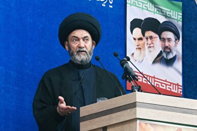 انتقاد امام جمعه اردبیل از عدم اتحاد کشور‌های اسلامی