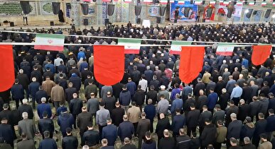 نماز عید فطر در شهرکرد برگزار شد + فیلم