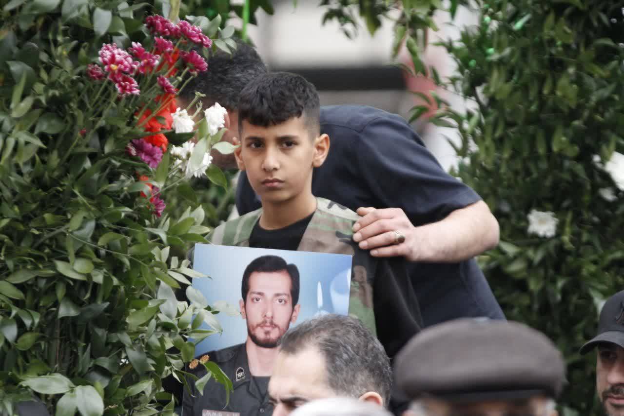 پیکر مطهر شهید رضا رزاق در لاهیجان تشییع شد+تصاویر