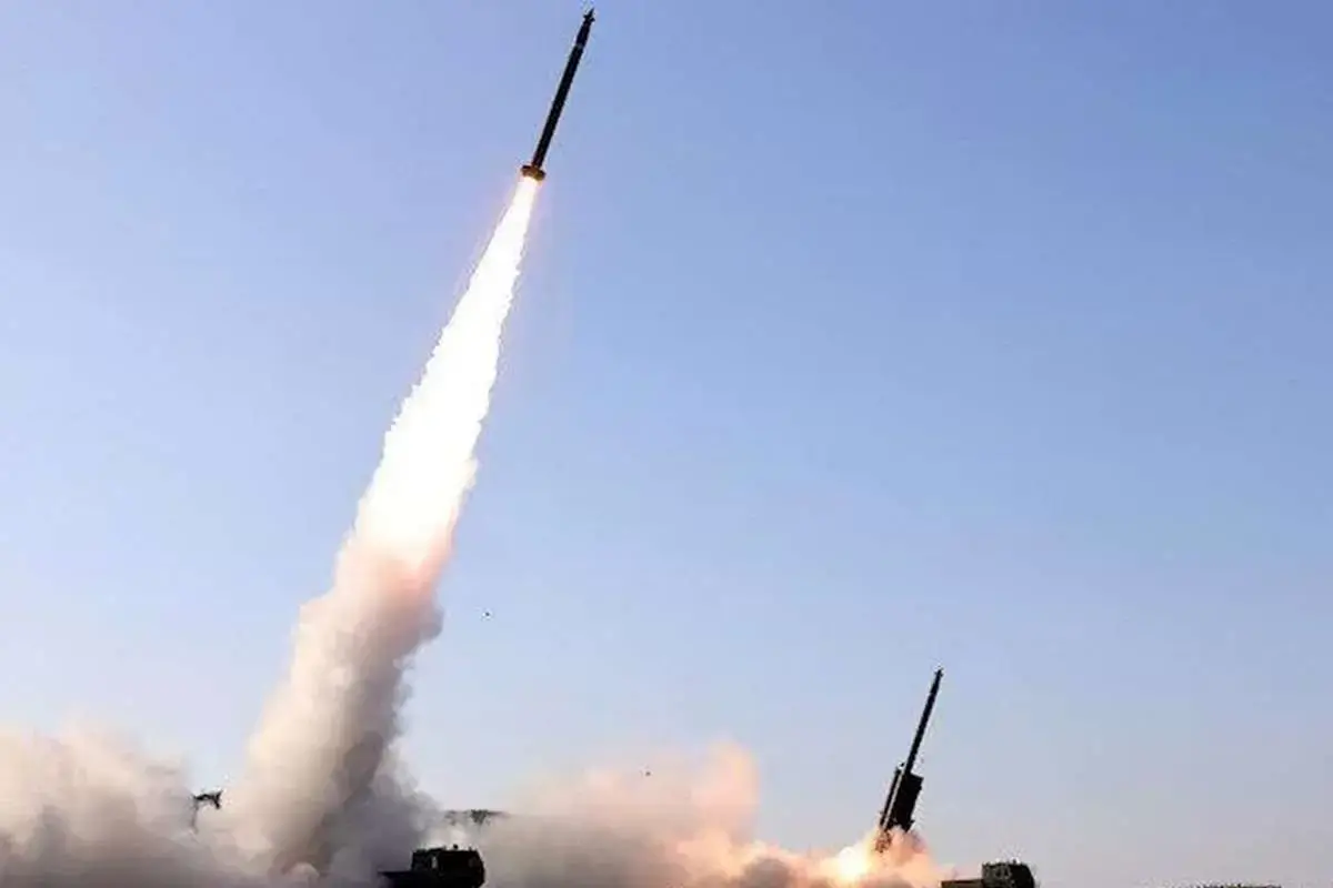 کره‌شمالی از موشک بمب خوشه‌ای و قابلیت جنگ الکترونیک رونمایی کرد