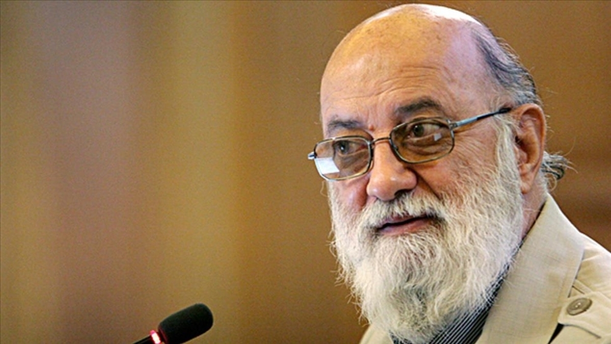 خاطره چمران از دیدار با رهبر شهید انقلاب در دهه هفتاد / تهران ایستاده است و با کمک مردم آن را خواهیم ساخت+ فیلم