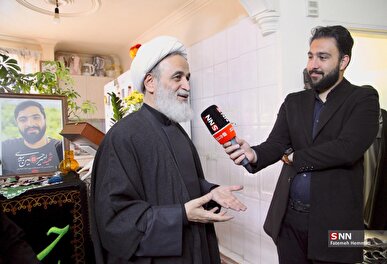 حجت‌الاسلام پناهیان: خانه شهدا نورانی‌ترین جایگاهی است که باید همه جوانان آن را تجربه کنند/ حضرت آقا به ما توصیه کرده‌اند که سر زدن به خانواده‌های شهدا، لطف بزرگی به ماست + فیلم