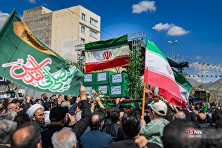 وداع مردم کرج با ۱۲ شهید حملات موشکی آمریکایی - صهیونیستی