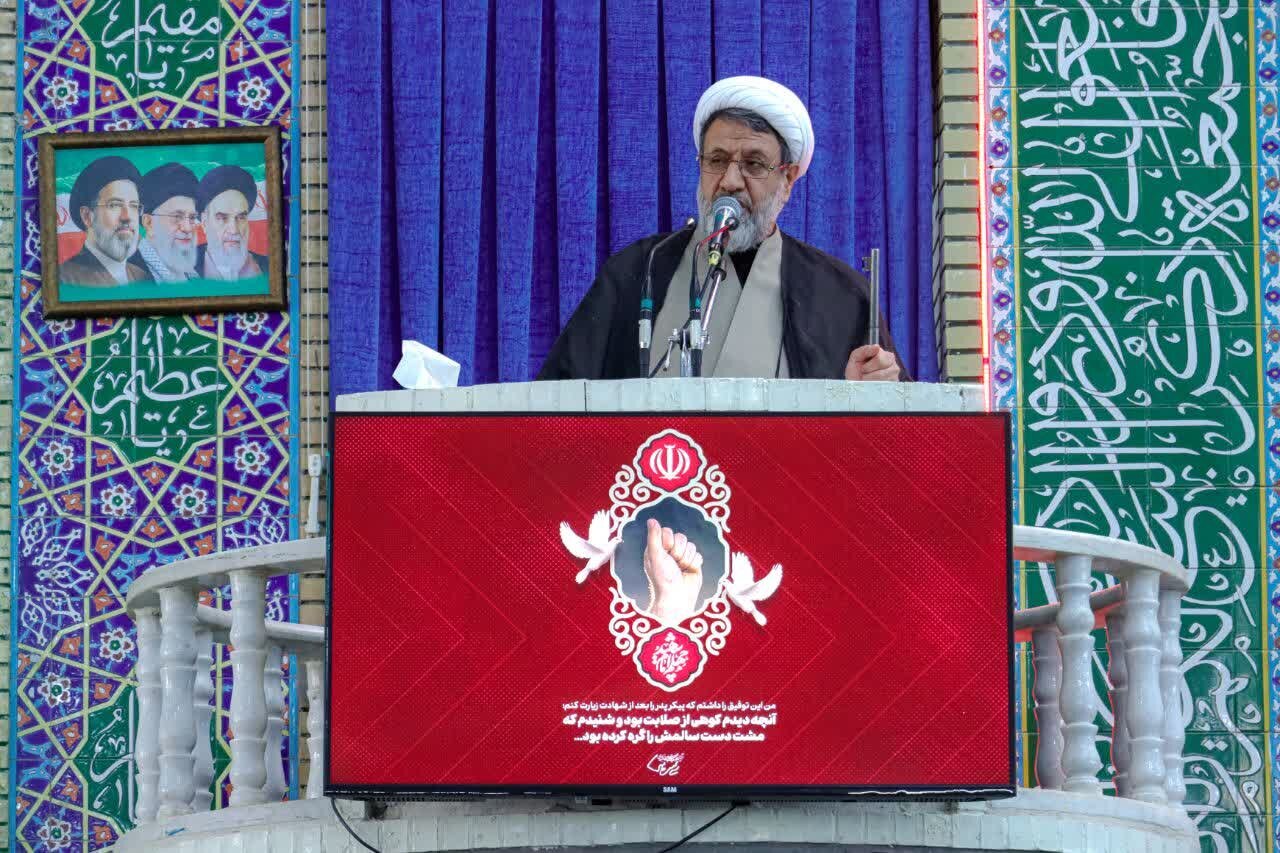 امام جمعه کرمان: ایران پیروز میدان جنگ اخیر نامیده شد
