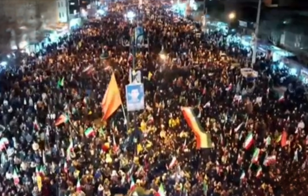 تصاویر هوایی از حضور باشکوه مردم یاسوج در چهل و یکمین شب اجتماعات سراسر کشور