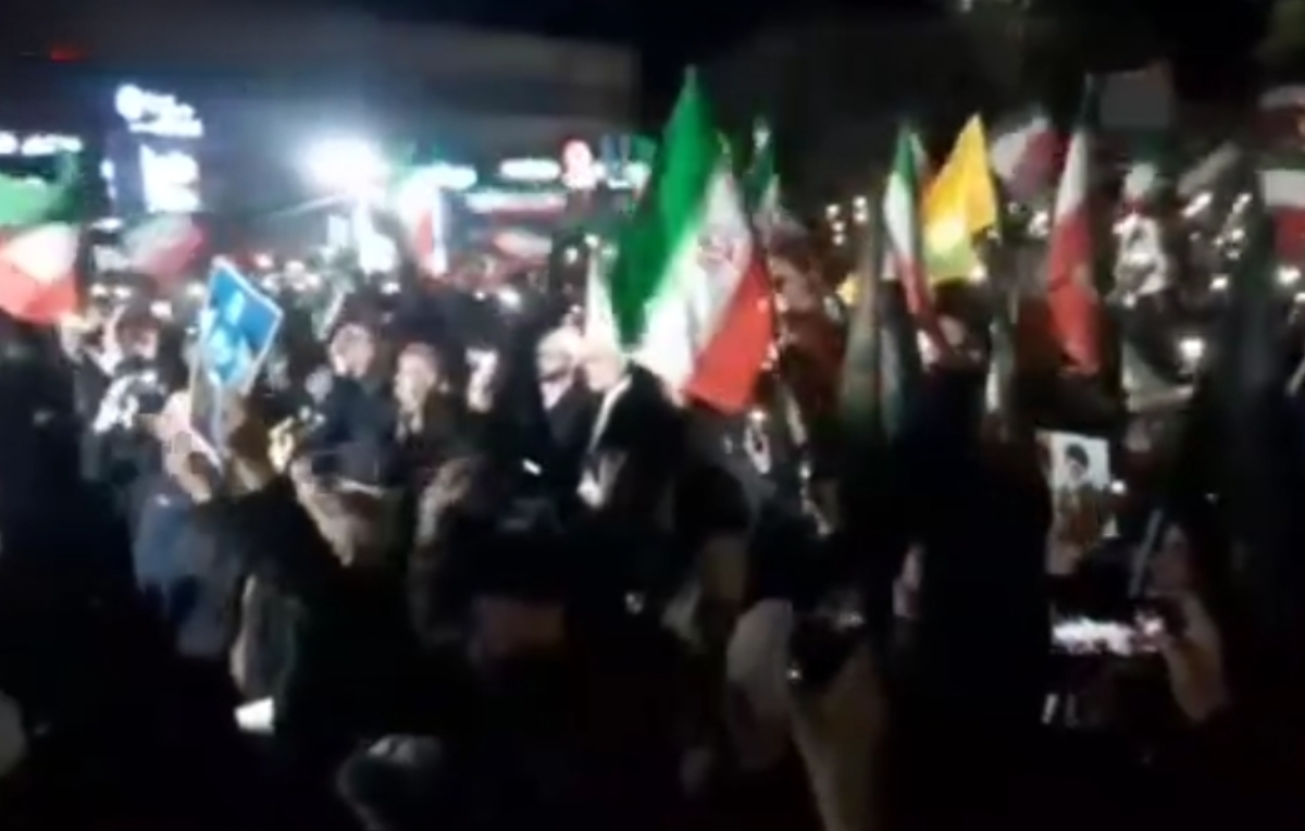 این مردم خستگی ندارند / حضور پرشور مردم ملایر در چهل و یکمین شب حماسه خیابان