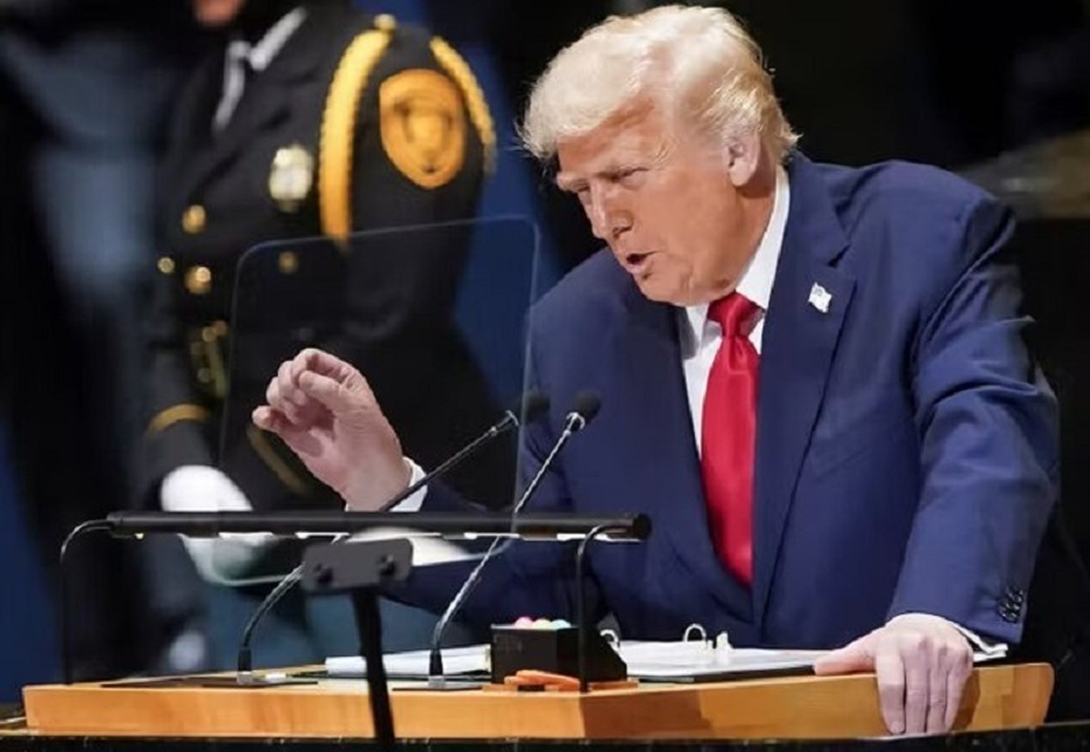 بلومبرگ: ایران در جنگ درس سختی به ترامپ داد + عکس