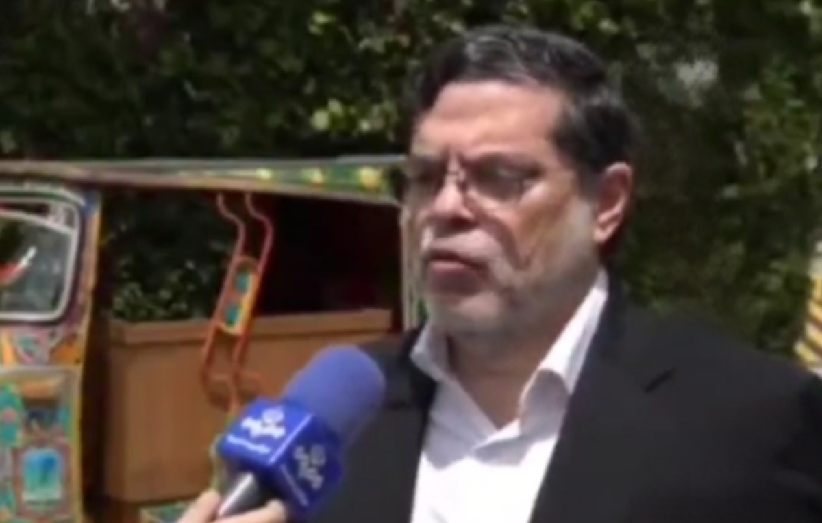 افرادی که اینجا (هیئت مذاکره&zwnj;کننده ایران) هستند از جنس همان&zwnj;هایی هستند که این شب&zwnj;ها در خیابان و یا پای لانچر هستند