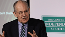 مرشایمر: اسرائیل ترامپ را به جنگی فاجعه‌بار کشاند و اکنون مانع دستیابی به آتش‌بس می‌شود + فیلم