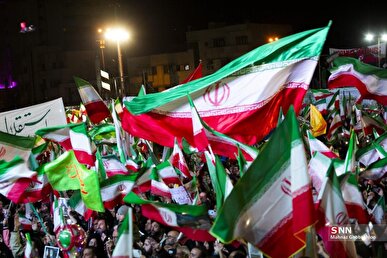 حضور پرشور مردم در میدان خراسان تهران؛ لبیک به فرمان رهبر انقلاب + فیلم