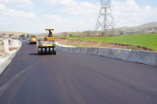 ببینید| بهره‌برداری مسیر جایگزین تقاطع تخریب شده کرمانشاه