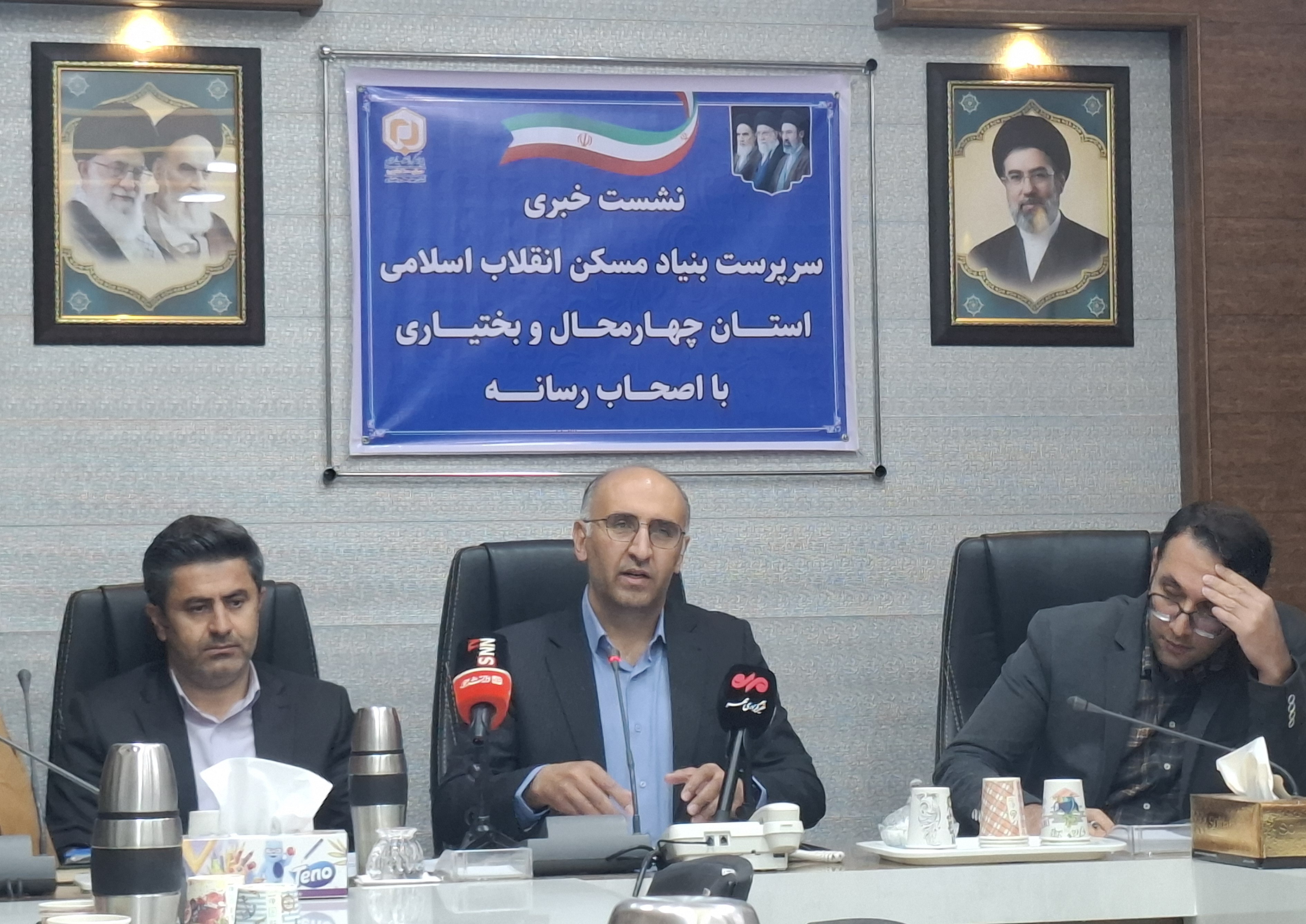 خسارت جنگ تحمیلی سوم در شهر فارسان درحال پرداخت است