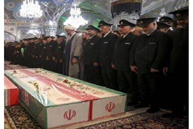 وداع با ۵ شهید خراسانی حمله آمریکایی-صهیونی در حرم مطهر رضوی+ فیلم