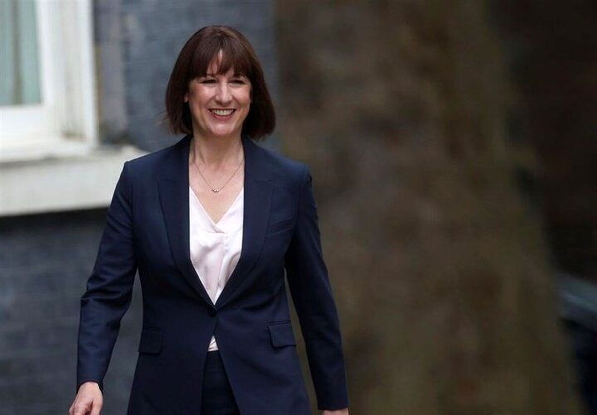 وزیر دارایی انگلیس: جنگِ ترامپ حماقت بود؛ با آمریکا همکاری نمی‌کنیم