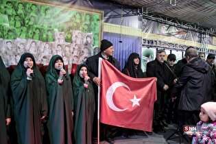 حضور نخبگان فرهنگی و رسانه‌ای ترکیه در اجتماع مردمی حمایت از جمهوری اسلامی ایران در تبریز