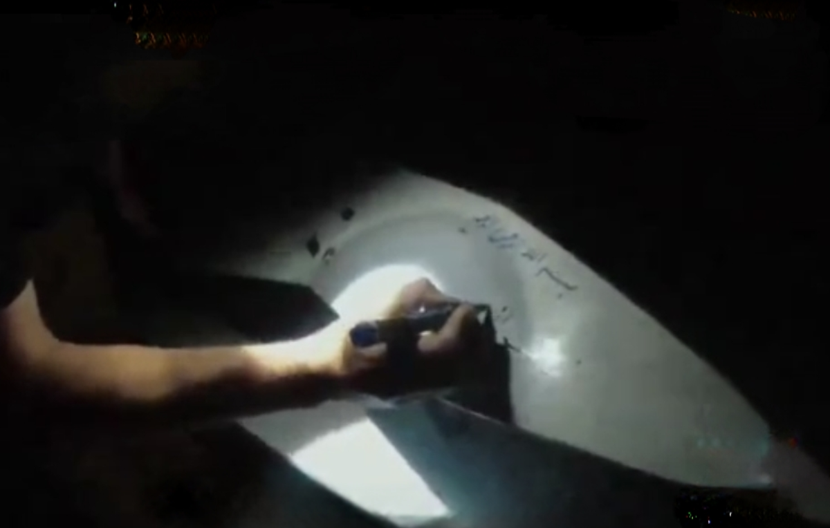 تصاویری اختصاصی از هجوم پهپاد‌های فوق پیشرفته *حدید ۱۱۰* بر سر منافع دشمن آمریکایی صهیونی در جنگ تحمیلی سوم