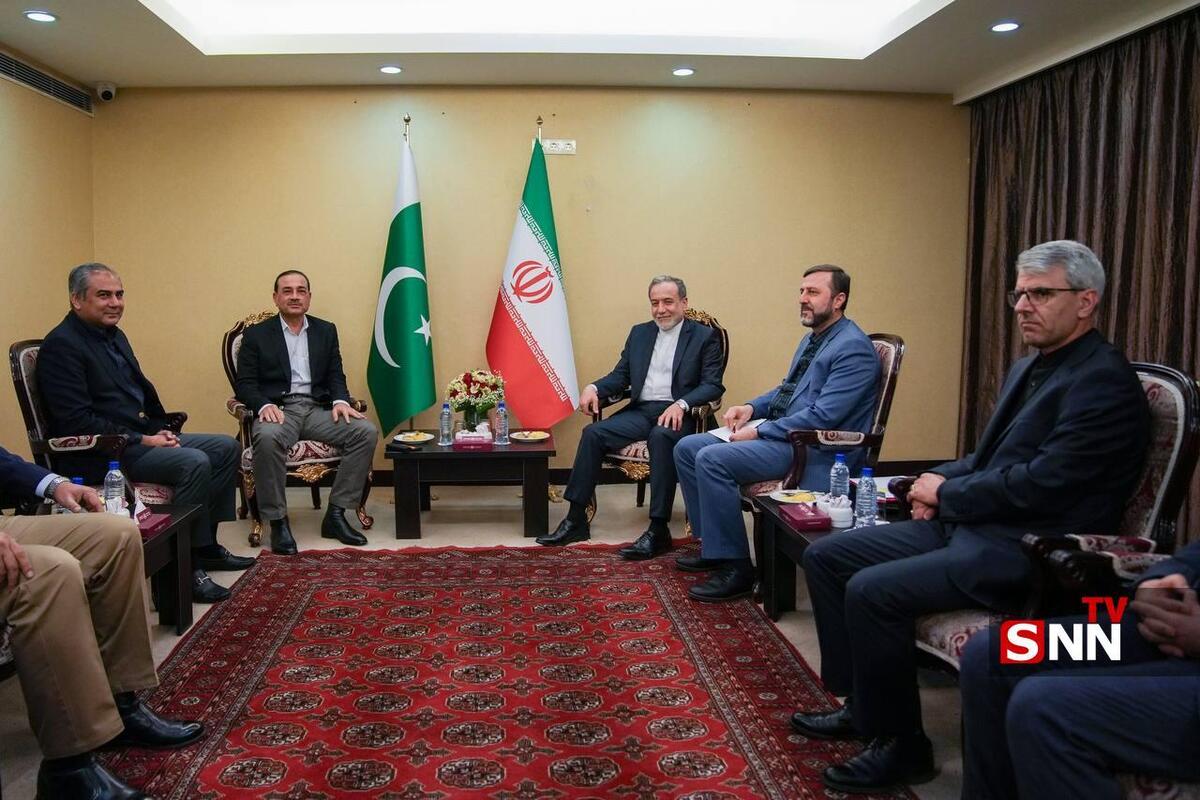 دیدار فرمانده ارتش پاکستان با سید عباس عراقچی وزیر امور خارجه کشورمان + فیلم