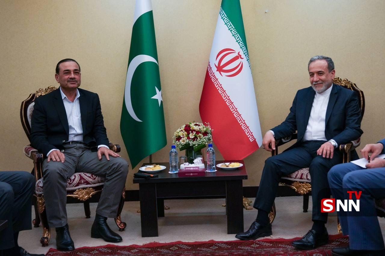 دیدار فرمانده ارتش پاکستان با سید عباس عراقچی وزیر امور خارجه کشورمان + فیلم