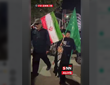 میدان‌داری دختربچه آبادانی به زبان عربی در تجمات حماسی شبانه + فیلم