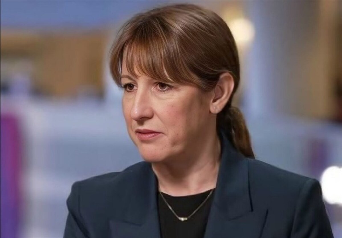 وزیردارایی انگلیس: جنگ اشتباه ترامپ با ایران اقتصاد جهان را بی&zwnj;ثبات کرد