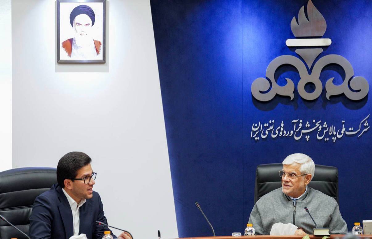 عارف: عملکرد صنعت پالایش و پخش در جنگ، فراتر از انتظار بود / خنثی&zwnj;سازی توطئه اختلال در سوخت&zwnj;رسانی