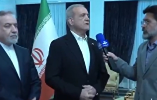 با عزت از تمامیت کشور دفاع می‌کنیم / به دنبال سلاح هسته‌ای و ایجاد مشکل در منطقه نیستیم