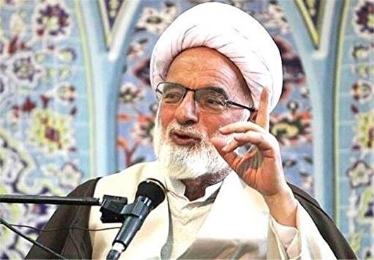 امام جمعه اراک: فرهنگ ارزشمند اسلامی شیعه، همچنین مردم ایران ریشه در عاشورا و کربلا دارد