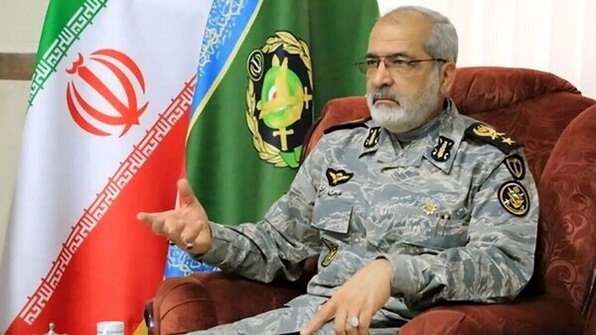 معاون اجرایی ارتش: آمدن دشمن پای میز مذاکره یعنی پایاپایی قدرت/ در ۱۲ جبهه جنگیدیم/ توصیه به ترامپ + فیلم