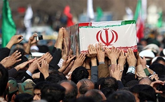 فرزند شهید تنگسیری: حضور مردمی، پشتوانه اصلی نیروهای مدافع کشور است