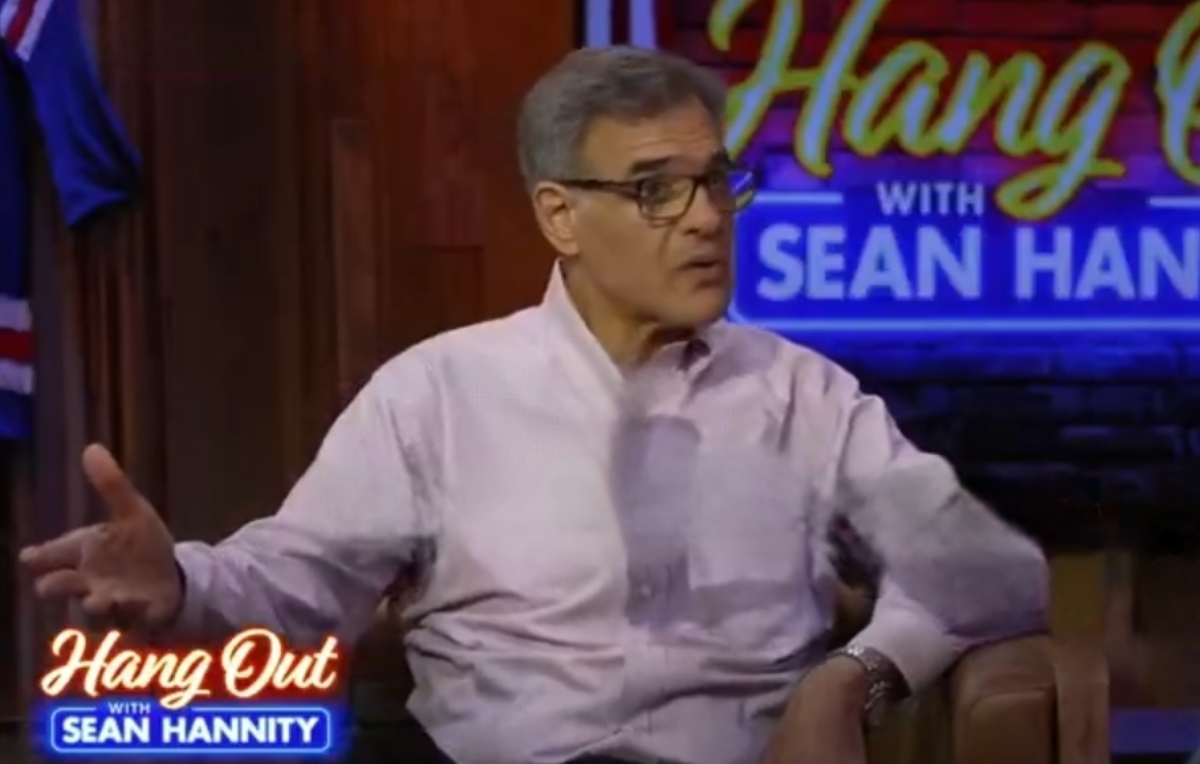 آمریکا یک دولت پنهان و خطرناک دارد