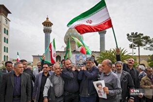 تشییع پیکر دو شهید نیروی دریایی سپاه در جنگ رمضان در شیراز