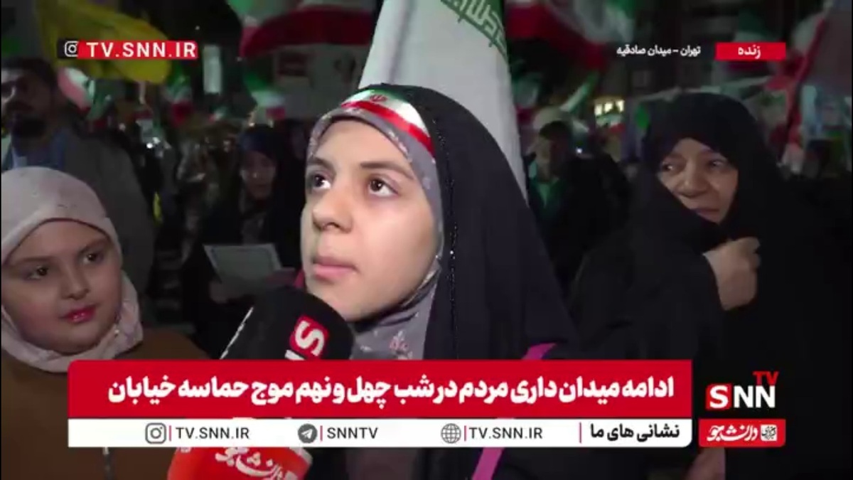 هدیه دختر دهه هشتادی به مناسبت تولد قائد شهید: تا همیشه راهتان ادامه دارد و خون شما پایمال نخواهد شد