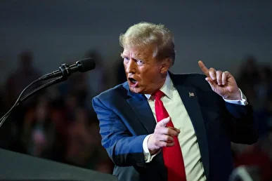 گاف عجیب ترامپ در تلاش برای فتنه‌انگیزی میان سپاه پاسداران و وزیر خارجه + فیلم