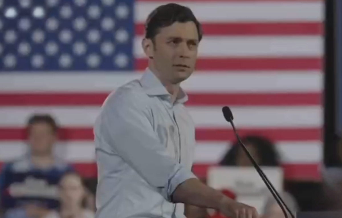 حکومت ایران مثل اورانیوم‌ها دست‌نخورده باقی مانده است