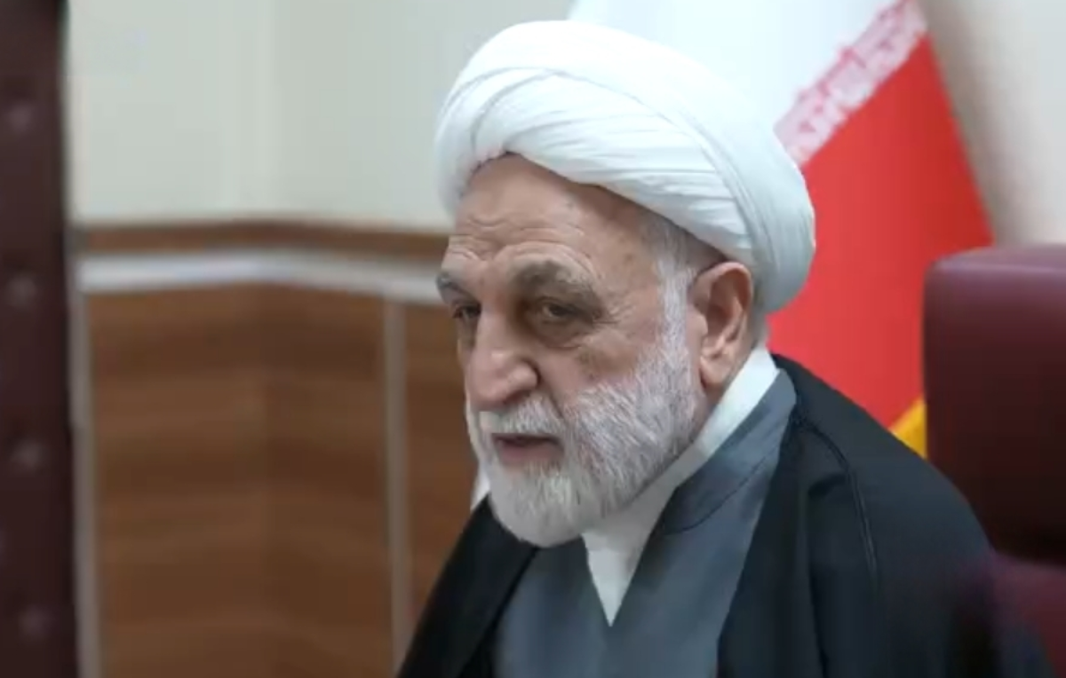 در رسیدگی به پرونده&zwnj;های عناصر پیاده&zwnj;نظام و همراه با دشمن متجاوز، نباید روال عادی حکمفرما باشد