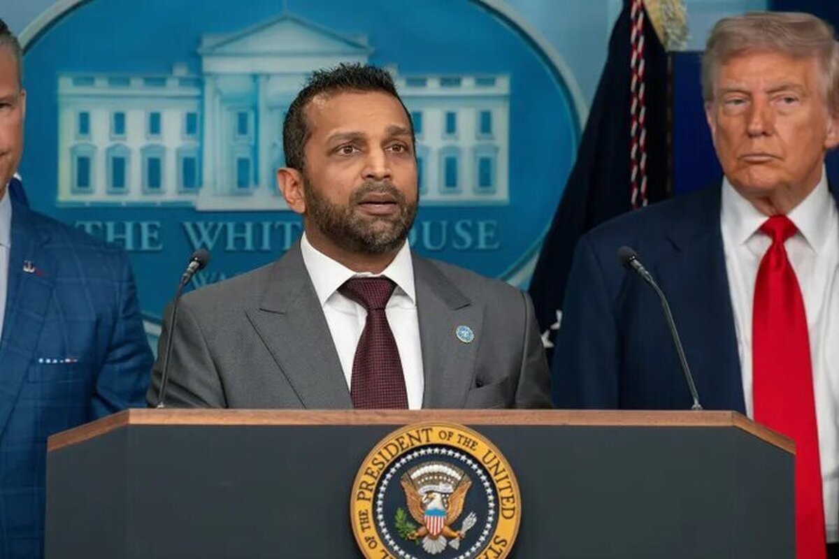 آتلانتیک فاش کرد: مدیر اف‌بی‌آی به شدت مشروبات الکلی مصرف می‌کند