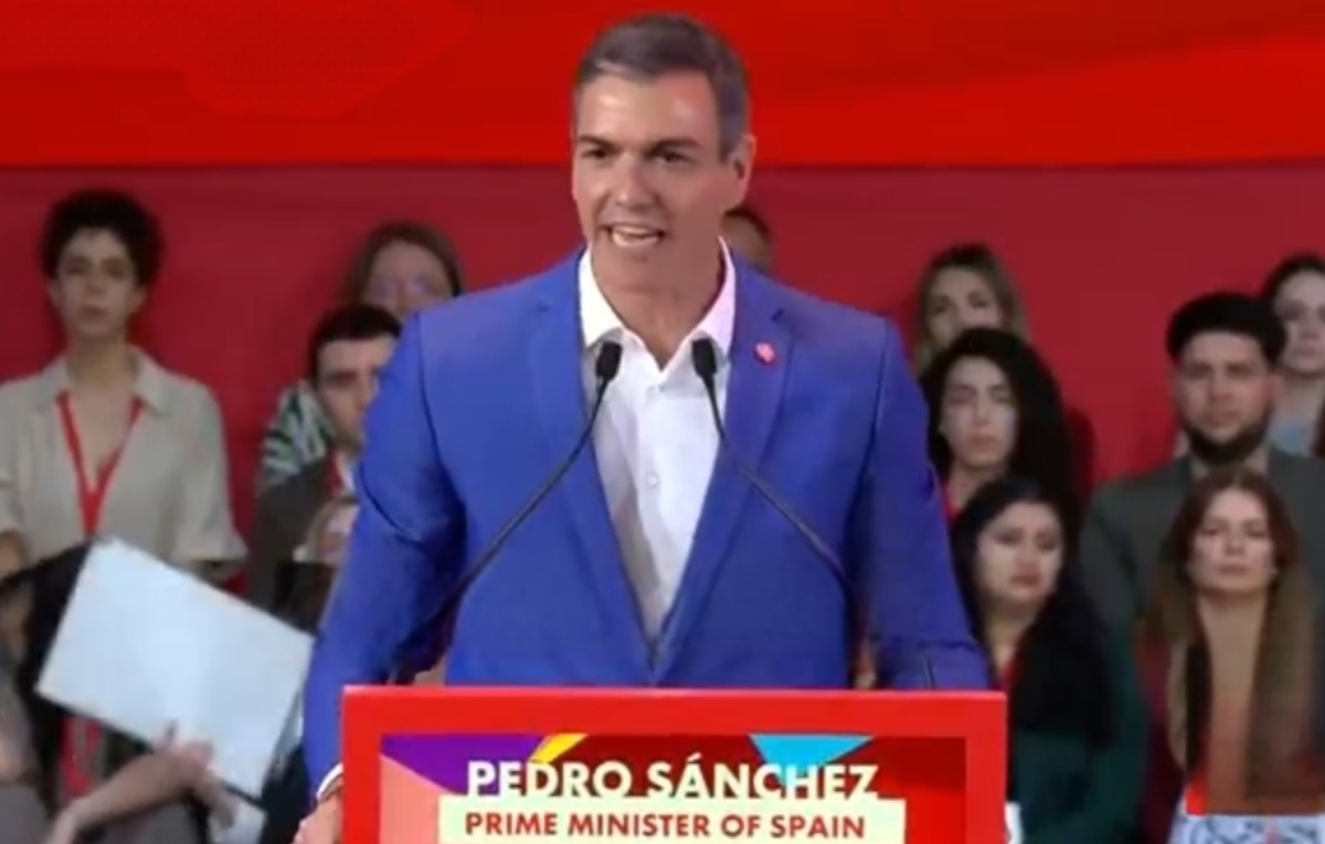 کسانی که از جنایت در خاورمیانه حمایت میکنند باید شرمنده باشند