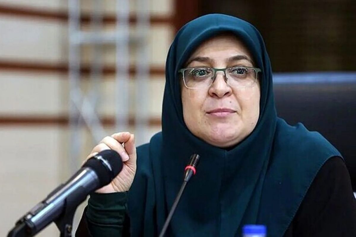 سخنگوی دولت: اقتدار ایران با لفاظی&zwnj;ها و هذیان&zwnj;گویی&zwnj;ها خدشه&zwnj;دار نمی&zwnj;شود/ تمهیدات لازم جهت تامین و تکمیل ذخایر راهبردی کالا&zwnj;های اساسی پیش&zwnj;بینی شد + فیلم