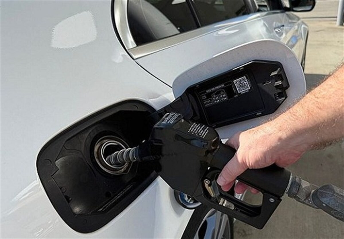 سهمیه بنزین امشب شارژ می‌شود