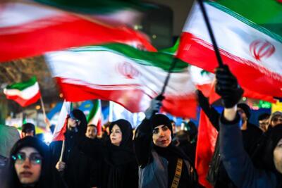 دختران همیشه پای کار وطن + فیلم