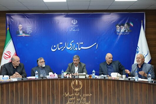 استاندار لرستان: پشتیبانی رزمندگان و حمایت از معیشت مردم اولویت اصلی است