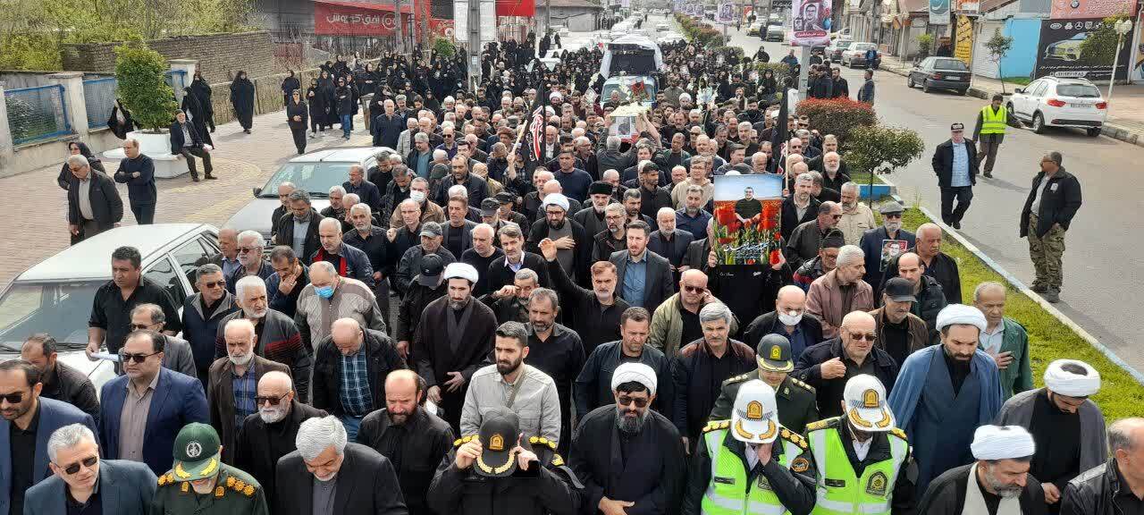 مراسم تشییع و تدفین شهید علیرضا رفعیان در پیربازار برگزار شد+تصاویر