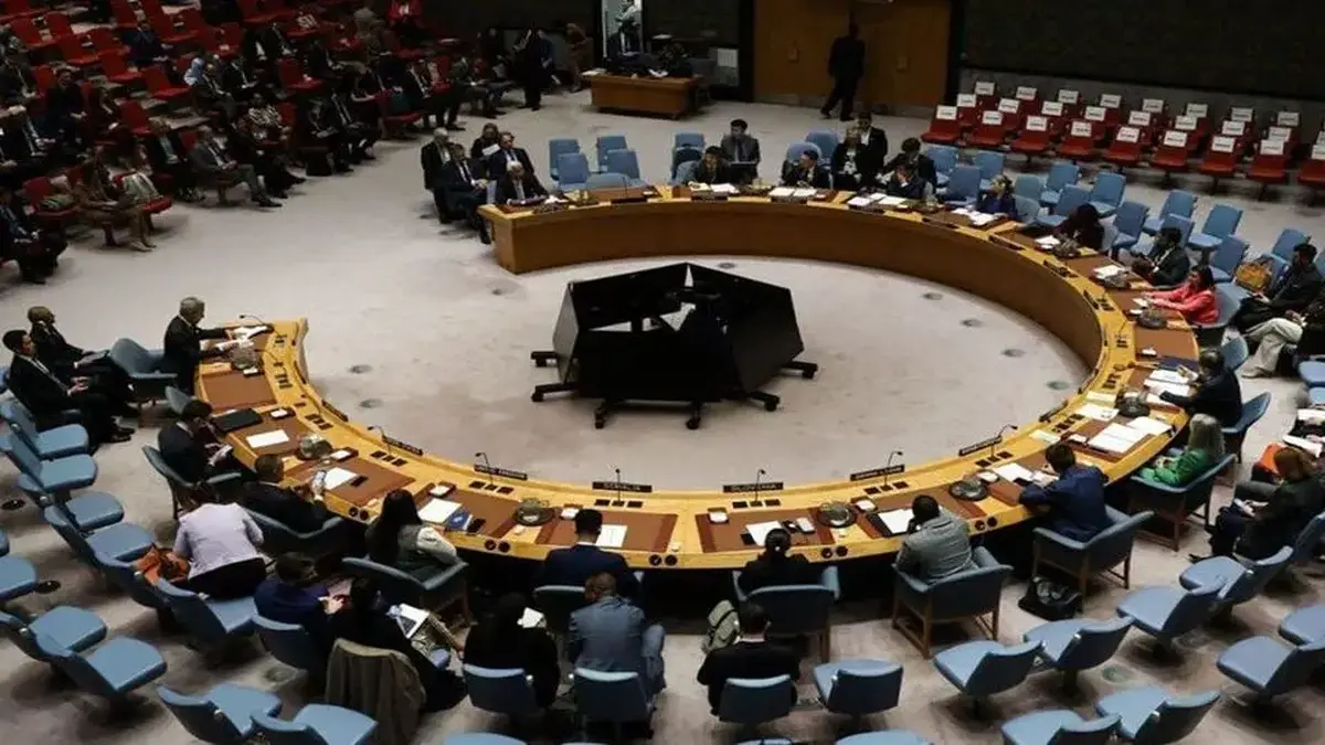 اظهارات مضحک نماینده آمریکا: کمک‌های ما به غزه باعث آینده‌ای بهتر و صلحی پایدارتر شده است/ نماینده روسیه: اسرائیل سرعت شهرک‌سازی را افزایش داده، در زمانی که نگاه‌ها معطوف ایران است + فیلم