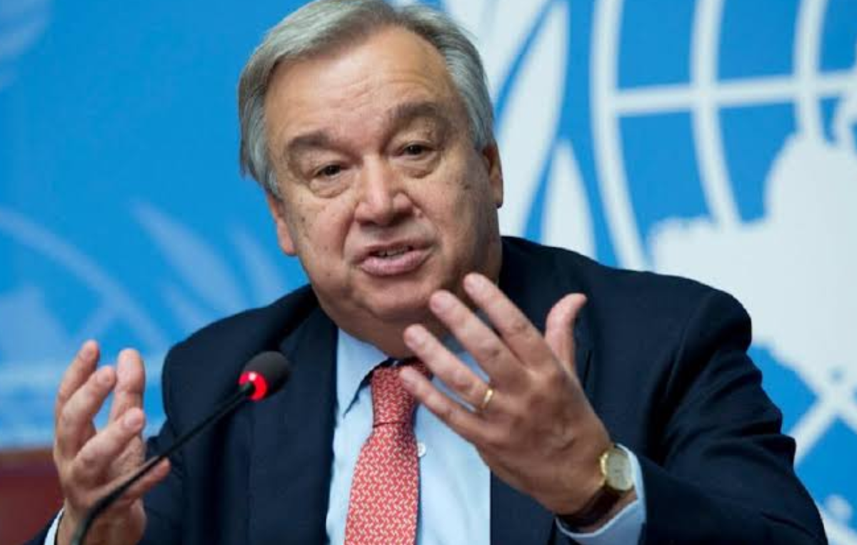 ایران از حمله به کشور‌های همسایه خود دست بردارد!