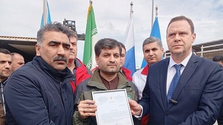 ۳۱۳ تن کمکهای بشردوستانه و همدلی فدراسیون روسیه وارد ایران شد ۳۱۳ تن کمکهای بشردوستانه و همدلی فدراسیون روسیه وارد ایران شد