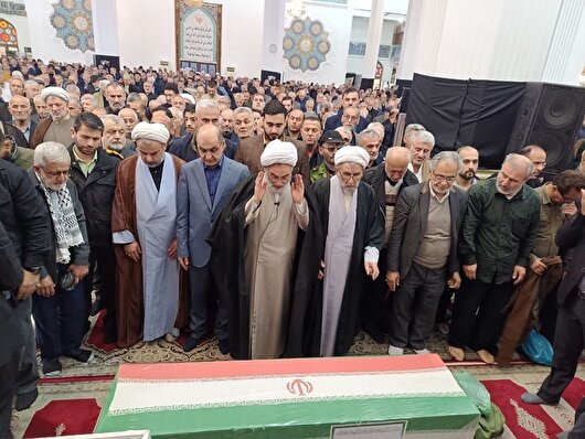 بدرقه‌ای به وسعت آسمان‌ ایران در شهر باران/تشییع پیکر مطهر شهید جنگ رمضان علی مزروعی+ فیلم