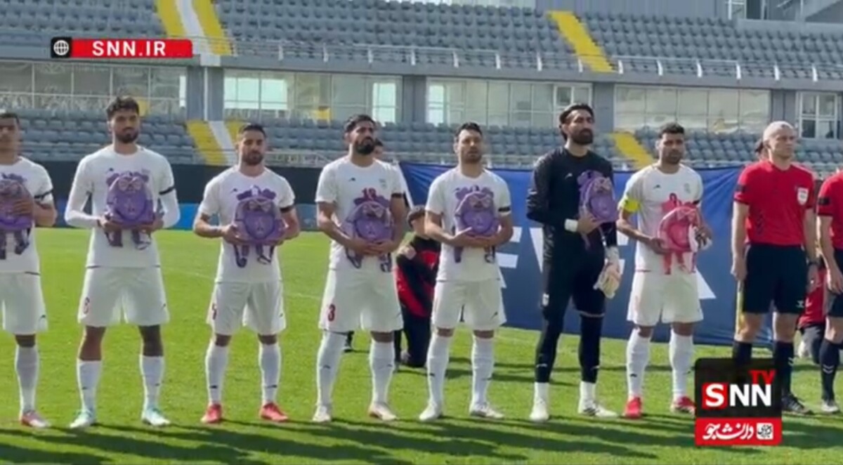 بازیکنان تیم ملی فوتبال ایران به یاد دختران میناب در زمین بازی +فیلم