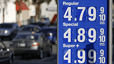 جنگ ترامپ هزینه ۳۰۰ میلیون دلاری سوخت را روی دست آمریکایی‌ها گذاشت